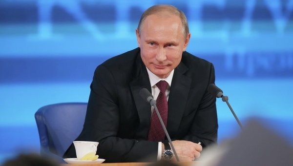 Путін запізнився на форум у Криму на 7,5 години


