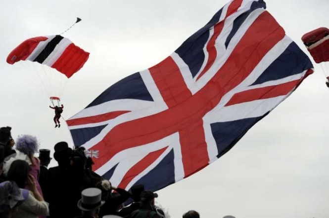 Великобритания решила возобновить работу своего посольства в Иране