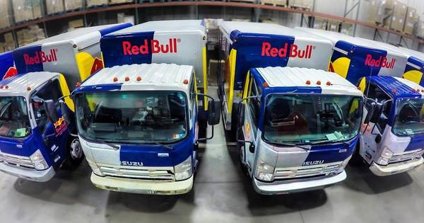 У Бельгії викрали 11 вантажівок енергетика Red Bull
