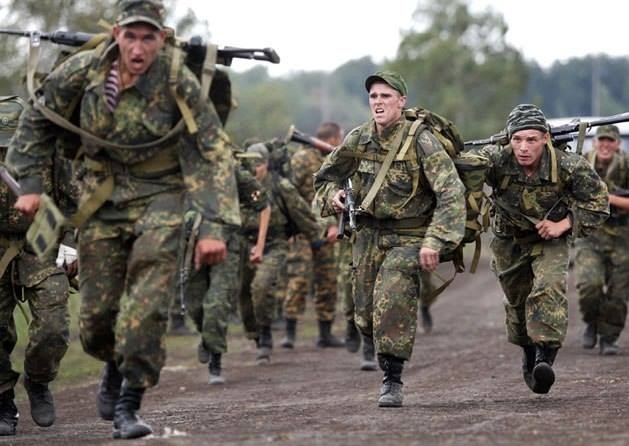 Артилерійські підрозділи РФ увійшли на територію України, - НАТО