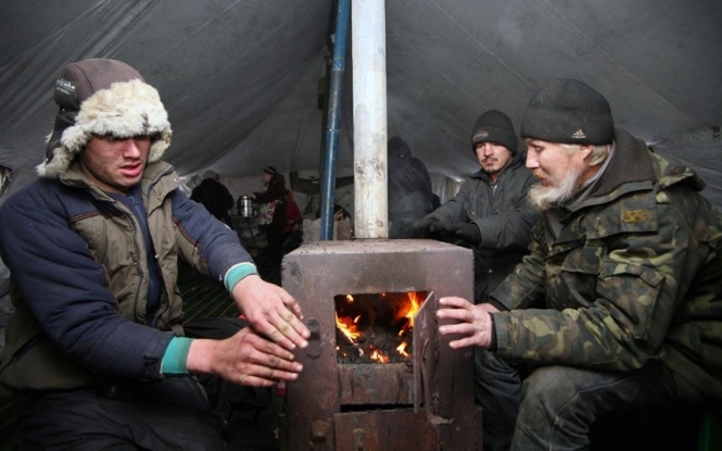В Киеве из-за похолодания открыли 20 пунктов обогрева