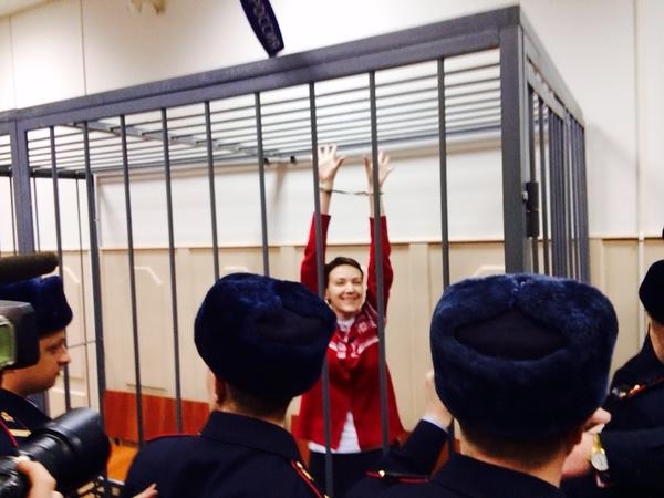 Російські тюремники кажуть, що Савченко припинила голодування: адвокат виїхав, щоб з’ясувати обставини