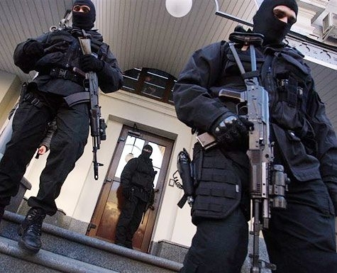 Сотрудники Службы безопасности Украины совместно с активистами организации "Оберег" задержали в Одессе организатора сепаратистского движения "За порто-франко". 