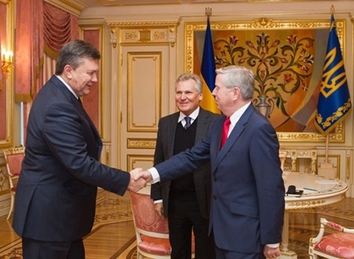 Кваснєвський після зустрічі з Януковичем позитивно налаштований щодо справи Тимошенко