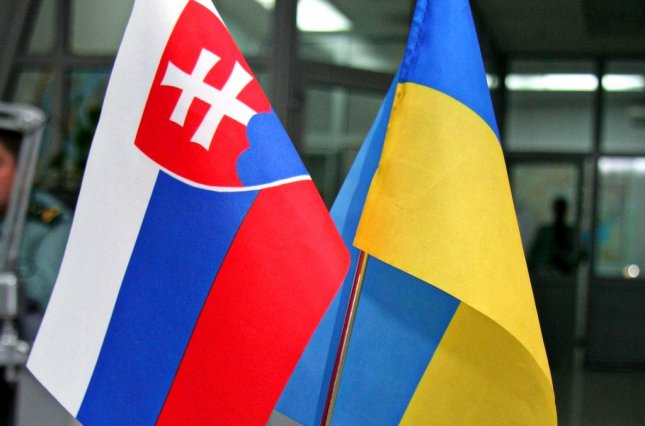 Словаччина збільшить виробництво боєприпасів для України — міністр оборони