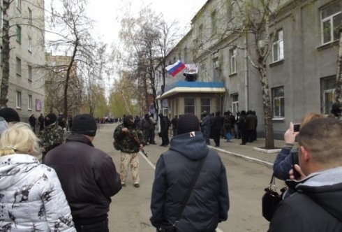 У Слов'янську бойовики взяли правоохоронців в заручники, - прокурор Донецької області