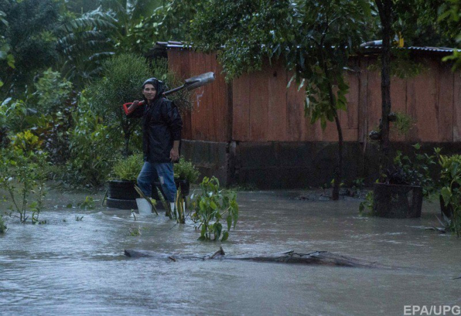 В результате шторма Нейт в Центральной Америке погибли 28 человек