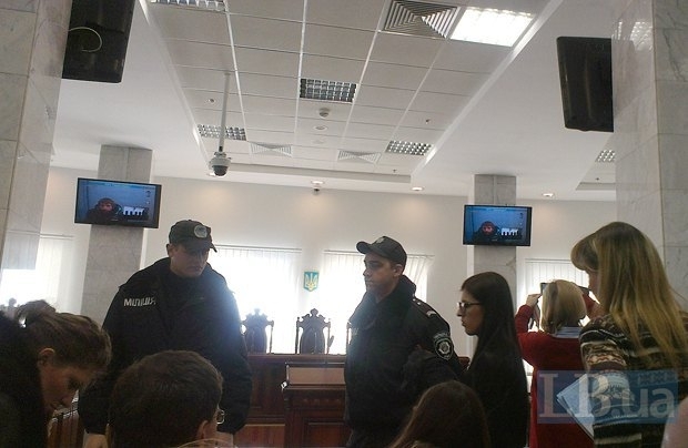 Апеляційний суд відпустив з-під варти уже трьох активістів Майдану, - фото, відео