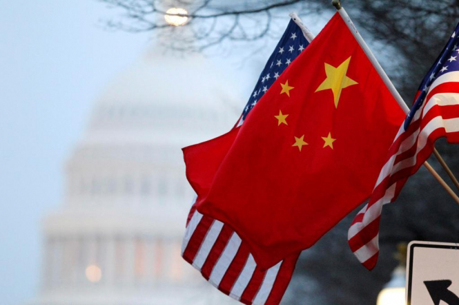 Советник Трампа заявил об экономической войне между США и Китаем