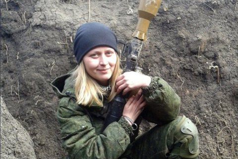 На Донбасі підірвалася на міні терористка 