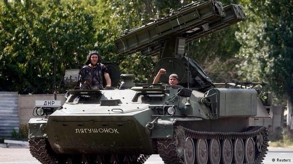 Под Шахтерском убили 9 украинских военных и захватили 2 танка, - террорист