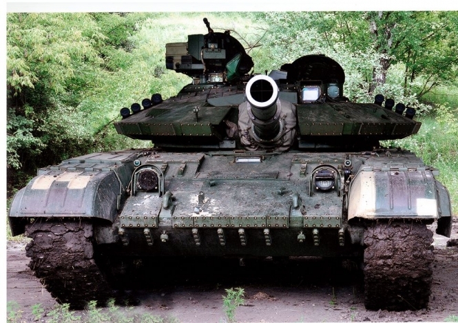 Национальная гвардия получает на вооружение первый танк