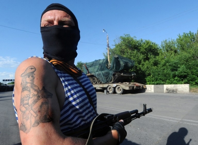 У Донецьку терористи пограбували автомобіль з медикаментами на суму 5 млн грн