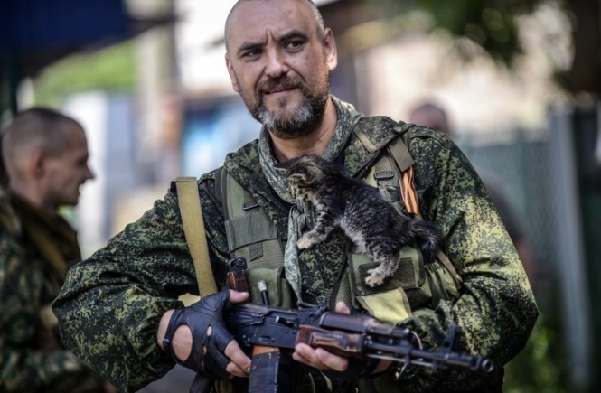 Вблизи Дебальцево террористы всю ночь обстреливали украинскую армию: два человека контужены
