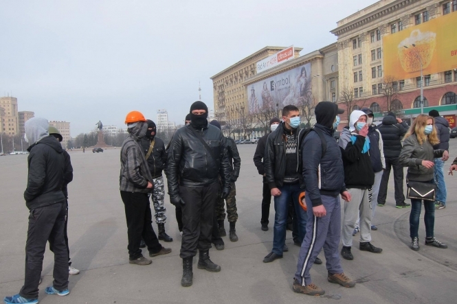 В Харькове пророссийские митингующие с битами второй раз разогнали митинг Евромайдана 