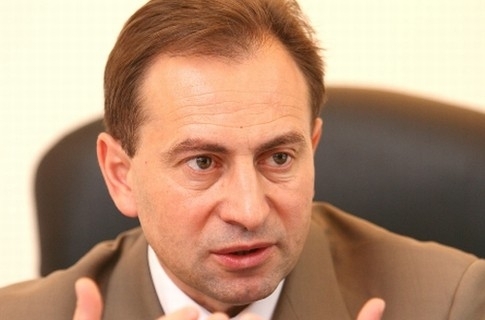 Депутатов, которые распространяют сепаратистские настроения, стоит лишить мандатов, - Томенко