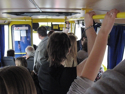 ДАІ штрафує за зайві місця в автобусах