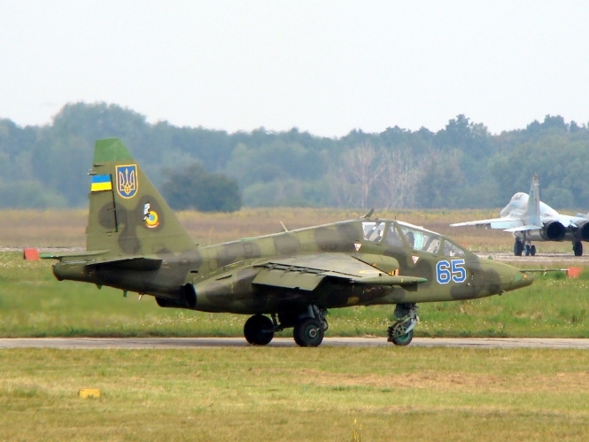 Російський винищувач учора збив український літак Су-25, - оновлено