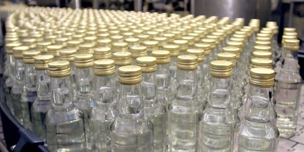 Налоговики вместе с ГПУ обыскивают 41 спиртзавод