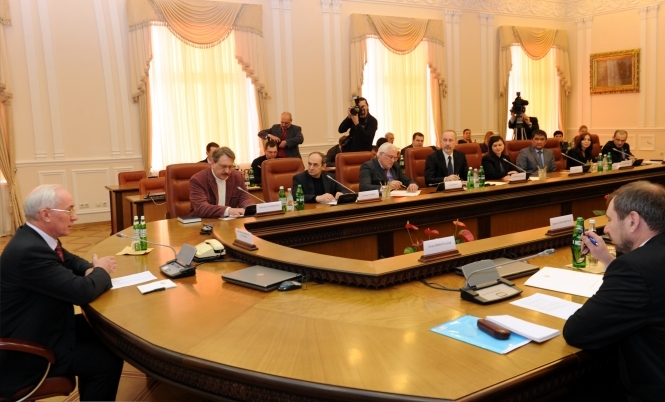 Бюджет-2013: фантазії Азарова