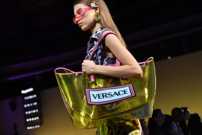 Американська корпорація купила італійський дім моди Versace за $2,2 млрд