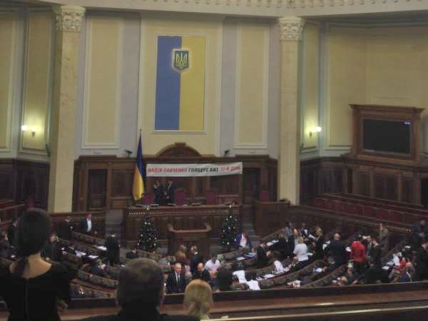 Парламент прийняв за основу президентський законопроект про судову реформу