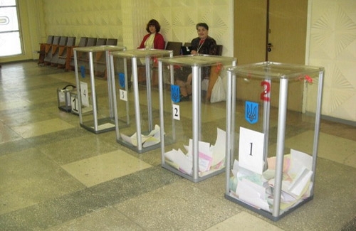 Вибори на Чернігівщині: об'єднана опозиція з тріском програла