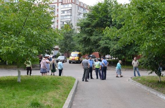 Состояние милиционеров, пострадавших от взрыва во Львове, тяжелое, - МВД