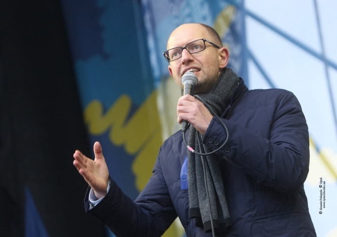 Украина настроена на прозрачные отношения с Россией, – Яценюк