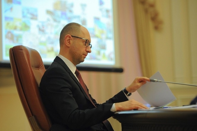 Яценюк відкрив перше в новому році засідання уряду