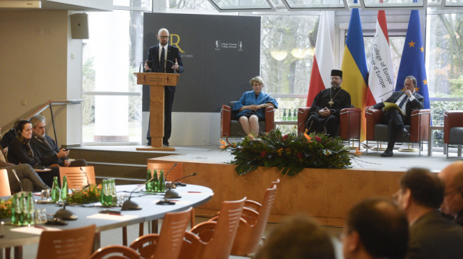 Яценюк у Варшаві - представникам ЄС: Наш успіх - це ваш успіх. Наша поразка - це ваша катастрофа