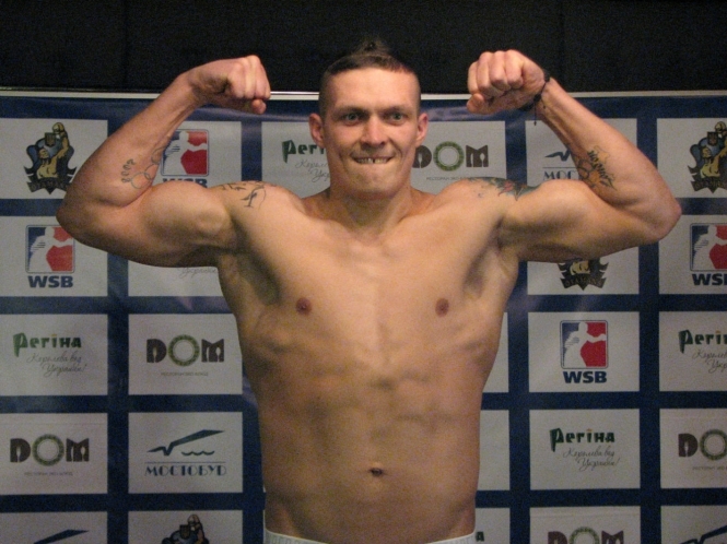 Усик выиграл у россиянина Князева бой за титул интерконтинентального чемпиона по версии WBO