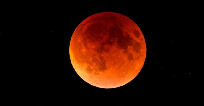 В Україні можна буде побачити найдовше місячне затемнення 