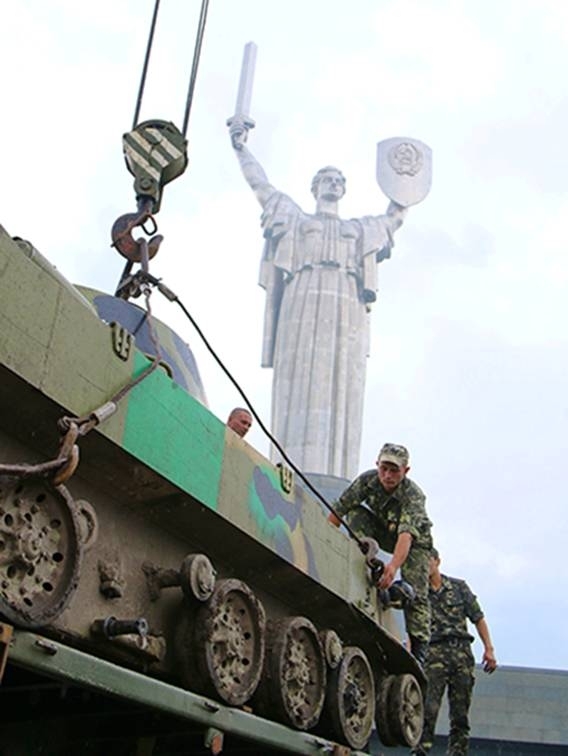 В Киеве открылась выставка русского оружия, которое используют террористы на востоке Украины