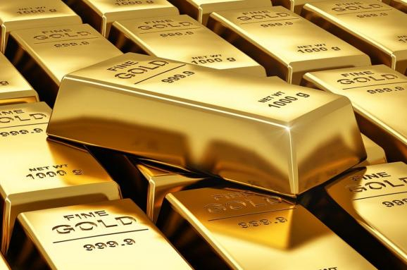 Цена на золото впервые в истории превысила 2 тысячи долларов за унцию
