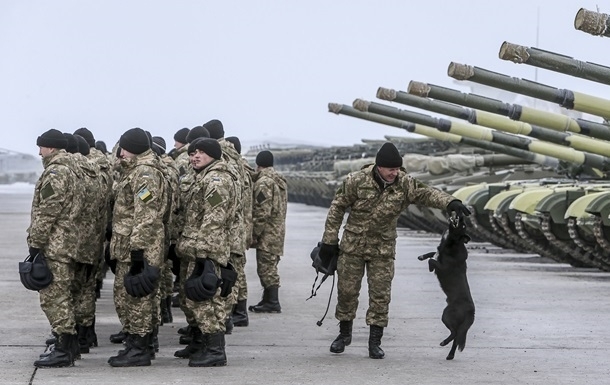 Турчинов говорит, что в следующем году проведут замену военнослужащих, мобилизованных в 2014 году