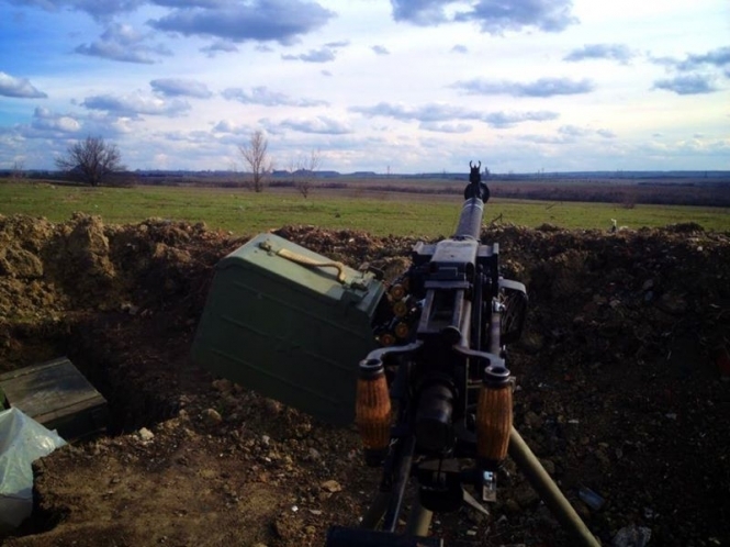 Українські бійці зміцнюють свої позиції за 1650 м від терористів, - відео