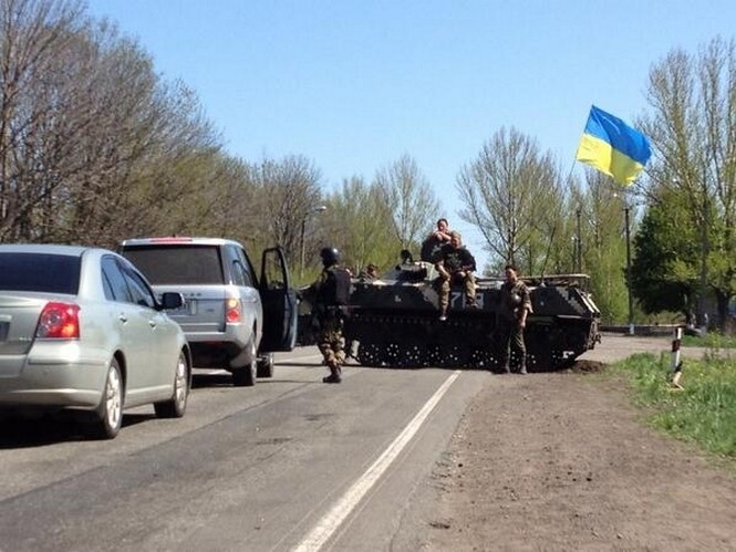 Нацгвардия Украины заблокировала все въезды в Славянск