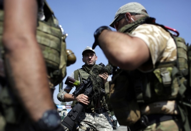 Українські військові знищили 225 терористів поблизу Горлівки та Іловайська