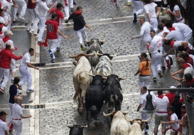 Наввипередки з биками: фестиваль для екстремалів в Іспанії