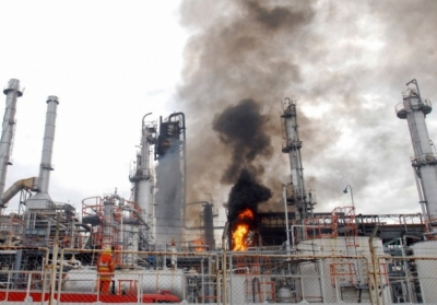 У Таїланді горить нафтосховище