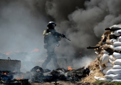 Во время обстрела украинских блокпостов на Донетчине ранены более 30 силовиков