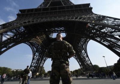 Франция, Париж: Опасаясь терактов со стороны Исламской республики французы усилили охрану города. 25 сентября 2014 Фото: АFР
