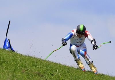 Гори, трава, лижі: в Австрії провели лижні перегони на траві