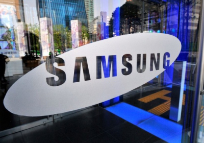Samsung запатентовала колонку с гибким дисплеем