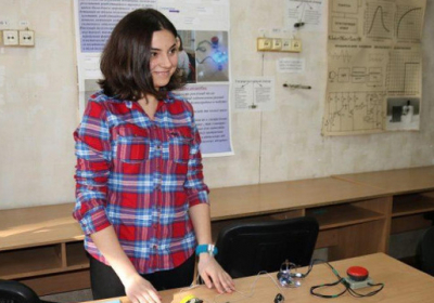 Запорожская студентка разработала прибор для реабилитации после инсульта