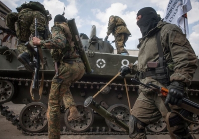 В Донецьк прибуває підкріплення для бойовиків, - ІС