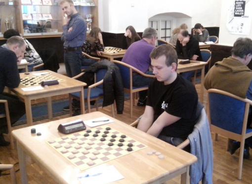 Український гросмейстер став чемпіоном світу зі швидких шашок
