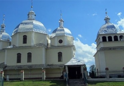 В одній з церков на Львівщині вивісили списки боржників пожертв