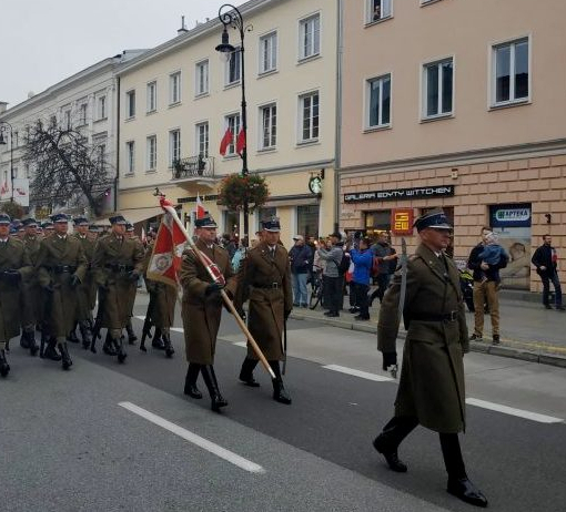 В Варшаве 250 тысяч человек вышли на Марш независимости, - ФОТО